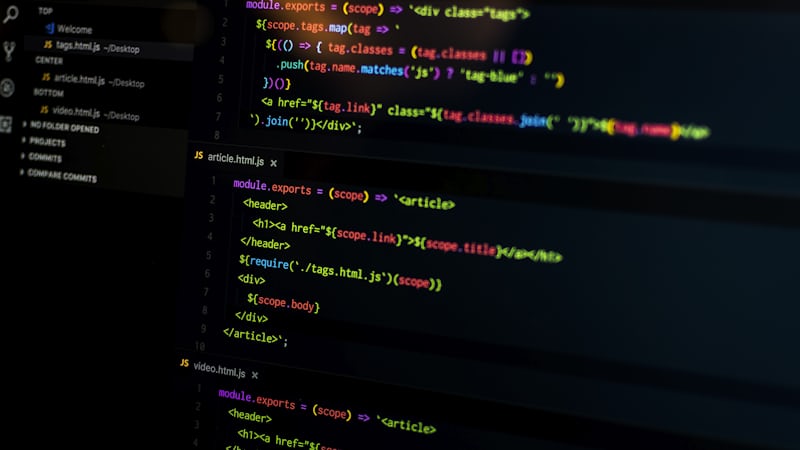 أفضل 12 إضافة VS Code لكل مطوّر في 2026